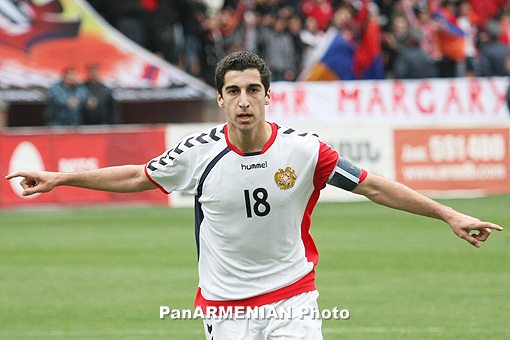 Henrikh Mkhitaryan: Armenian soccer star calls for international support in  Nagorno-Karabakh