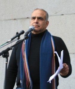 Hovannisian on Freedom Square (Photo: The Armenian Weekly)