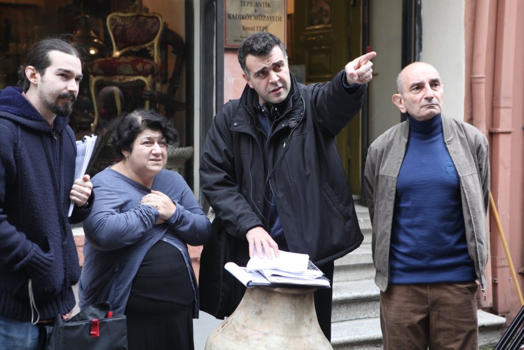 Serra Yilmaz, Writer-Director Eric Nazarian and actor Jacky Nercessian on the set of 'Bolis'