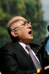 Esteemed Turkish historian and academic Taner Akcam addresses the crowd (photo: Tom Vartabedian)