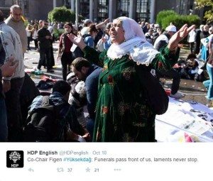 Woman distraught with grief at the scene of the Ankara attack (Photo: HDP Twitter page)