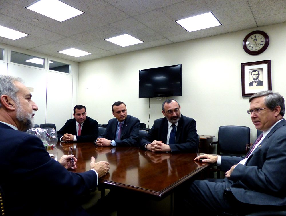 Senator Mark Kirk (R-Ill.) discusses Karabagh assistance and security priorities with NKR Foreign Minister Karen Mirzoyan, NKR Representative to the U.S. Robert Avetisyan, ANCA Chairman Ken Hachikian, and Illinois community advocate Haik Ter-Nersesyan.