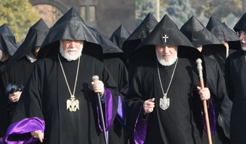 Catholicoi Aram I and Karekin II in Armenia