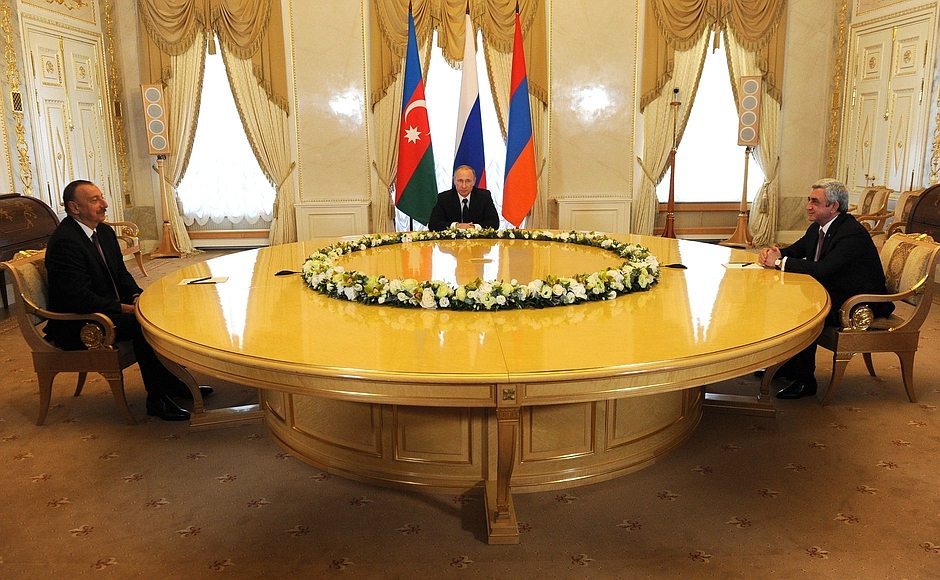(L to R) Aliyev, Putin, and Sarkisian