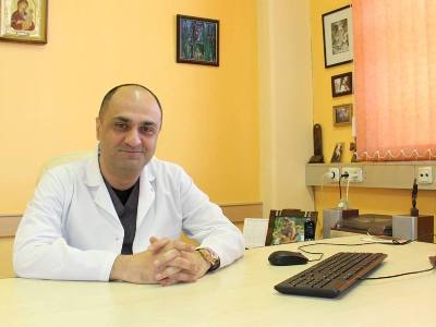 Currently, the main challenger to the Republican-backed mayor, Samvel Balasanyan, is the ARF whose local list is being headed by Ashot Kurghinyan, a medical doctor and head of the Austrian Children’s Hospital in the city.
