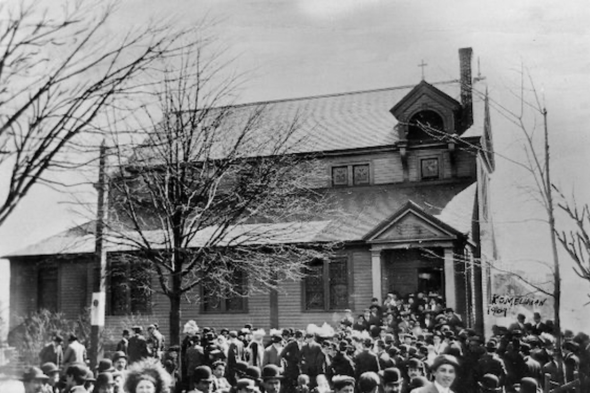 America’s oldest Armenian Church seeks founding families’ descendants